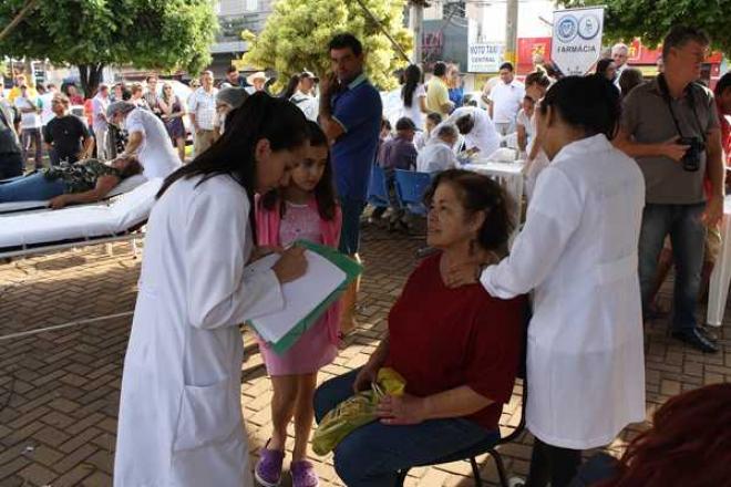 Imagem da Galeria da Notícia: FEF PARTICIPA DE CAMPANHA DE ERRADICAÇÃO DE HEPATITE