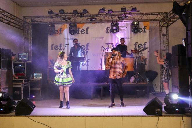 Imagem da Galeria da Notícia: III Arraiá da FEF atrai mais de 2 mil pessoas para a tradicional Festa Junina