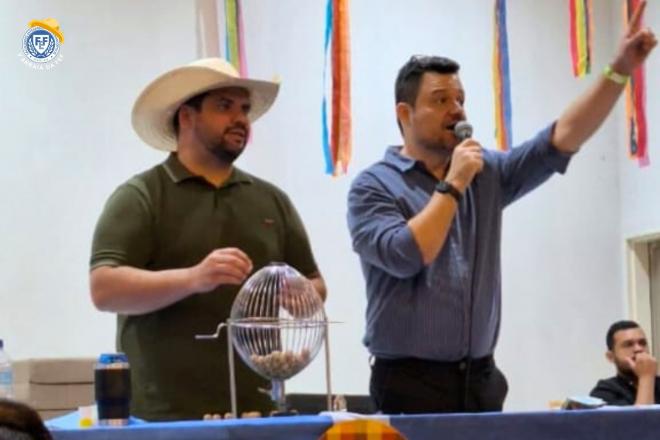 Imagem da Galeria da Notícia: V Arraiá da FEF é sucesso absoluto e se consagra como uma das maiores festas juninas universitárias da região