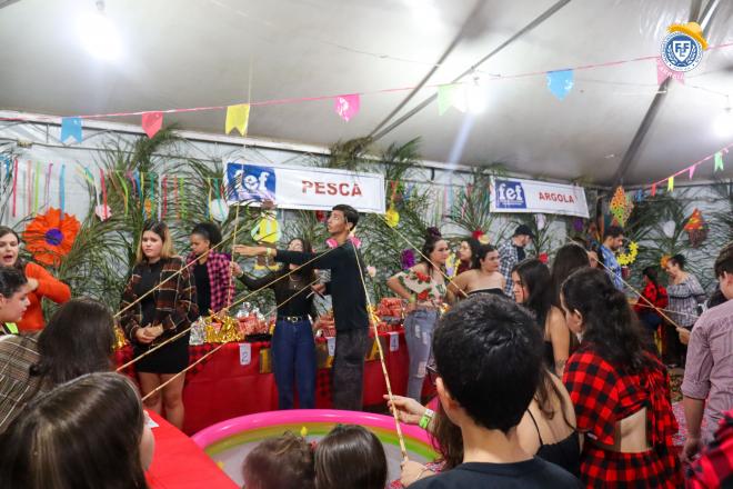 Imagem da Galeria da Notícia: V Arraiá da FEF é sucesso absoluto e se consagra como uma das maiores festas juninas universitárias da região