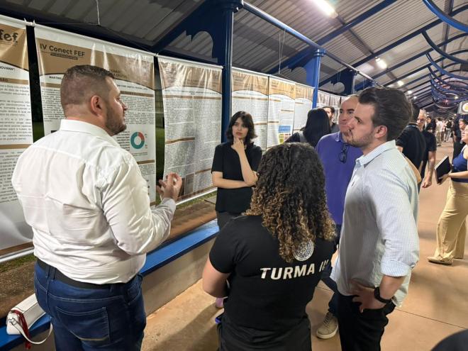 Imagem da Galeria da Notícia: IV Conect FEF destaca a importância da pesquisa e da extensão na formação acadêmica