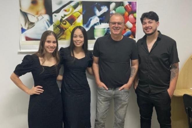 Imagem da Notícia: Curso de Farmácia da FEF conquista destaque nacional no CONIC 2025