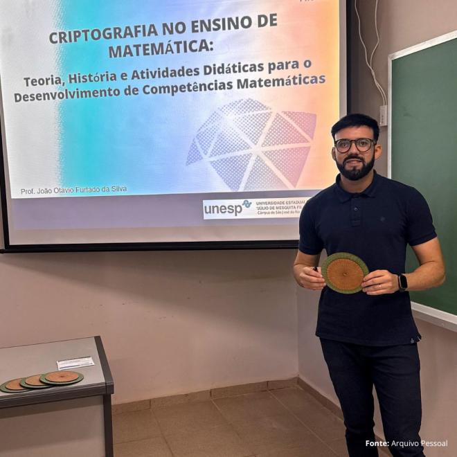 Imagem da Galeria da Notícia: Egresso da FEF conquista reconhecimento nacional e reforça a excelência da formação em Matemática