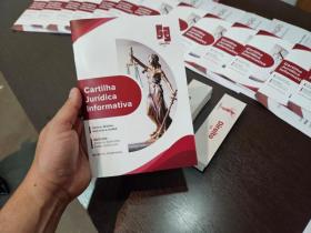 Imagem da notícia: Curso de Direito da FEF lança Cartilha Jurídica Informativa voltada à comunidade