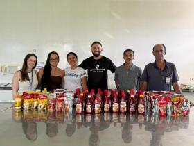 Imagem da not&iacute;cia: UNIFEF realiza doação de mantimentos à Santa Casa Fernandópolis e reforça compromisso social